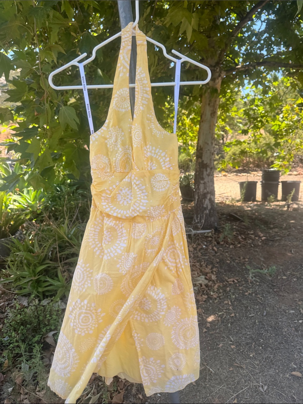 Bisou Bisou Yellow White Halter Backless Dress